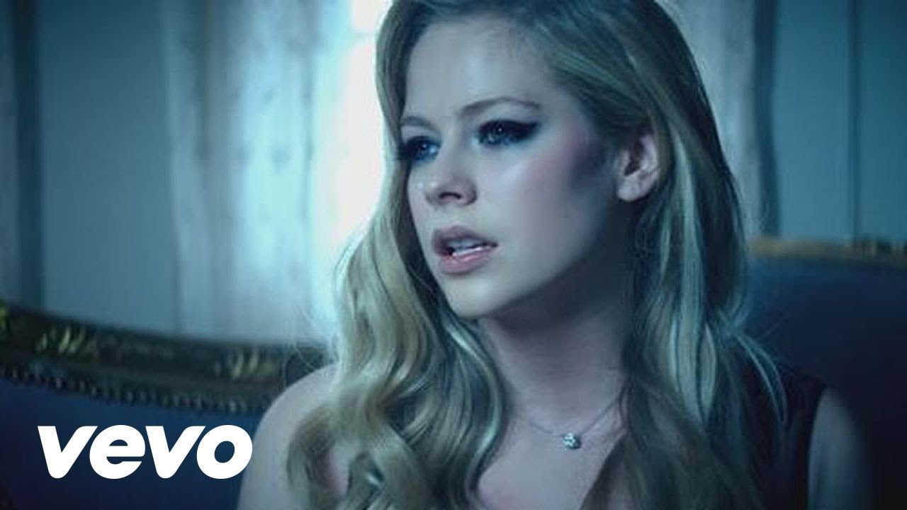 Avril Lavigne – Let Me Go feat. Chad Kroeger