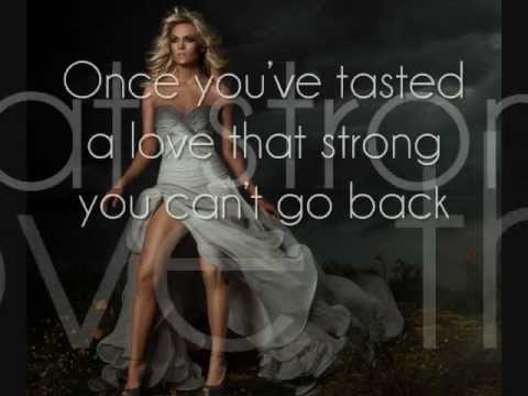 Carrie Underwood – Wine After Whiskey