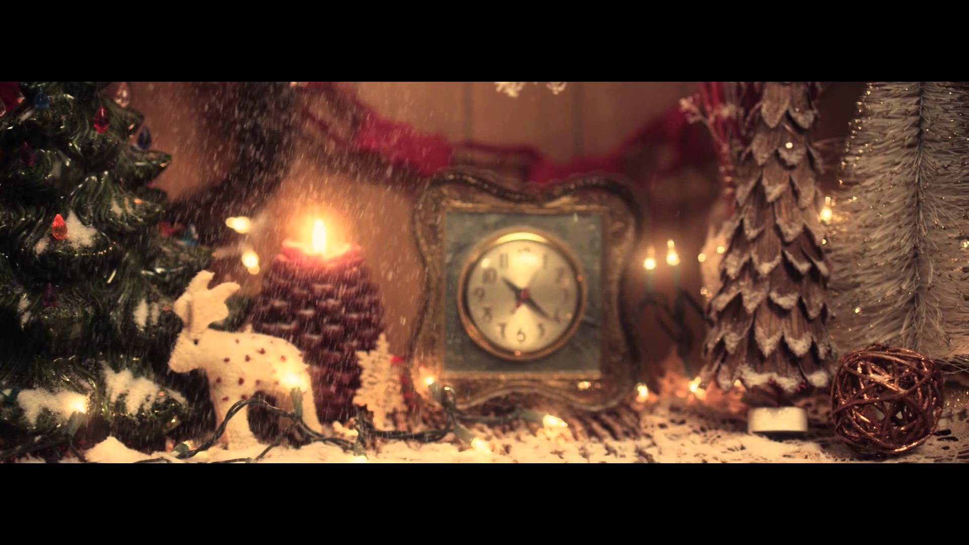 Christina Perri – Something About December