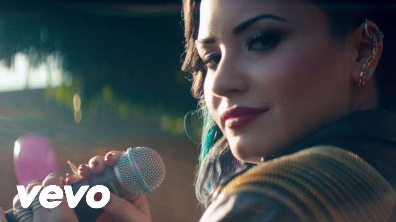 Demi Lovato – Really Don’t Care feat. Cher Lloyd