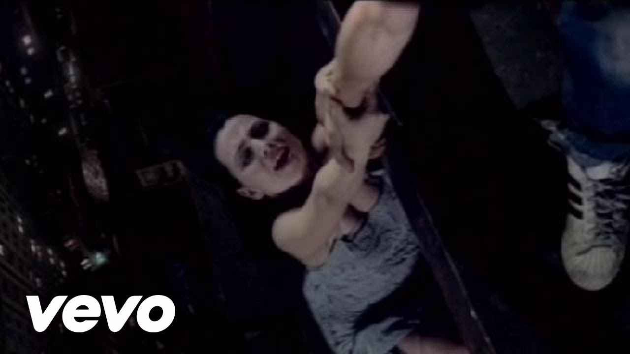 Evanescence – Bring Me To Life feat. Paul McCoy