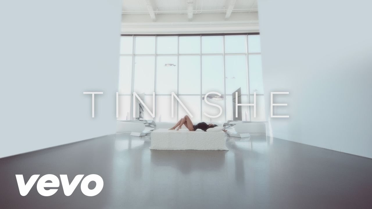 Tinashe – Player feat. Chris Brown