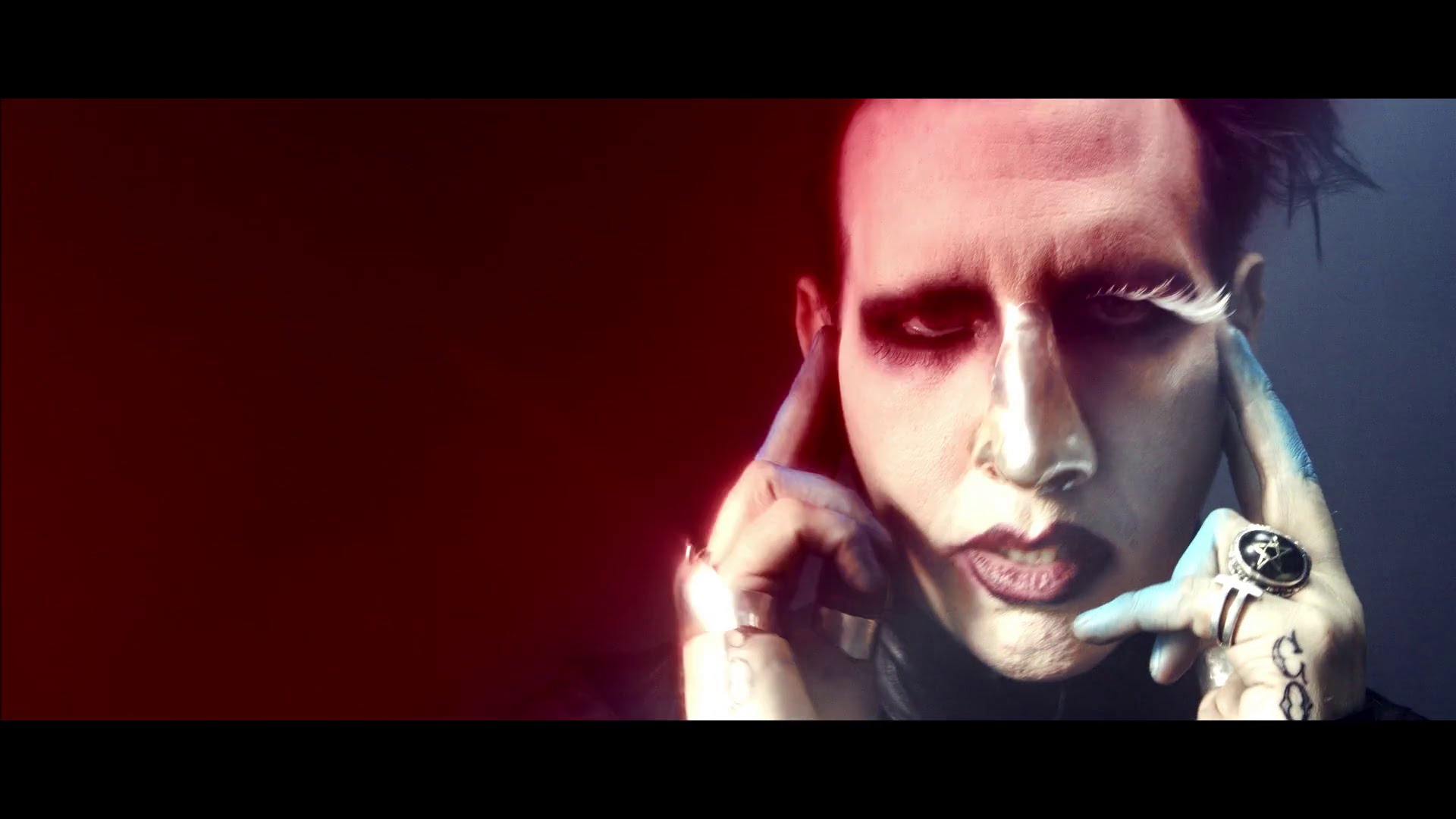Marilyn Manson – Third Day Of A Seven Day Binge