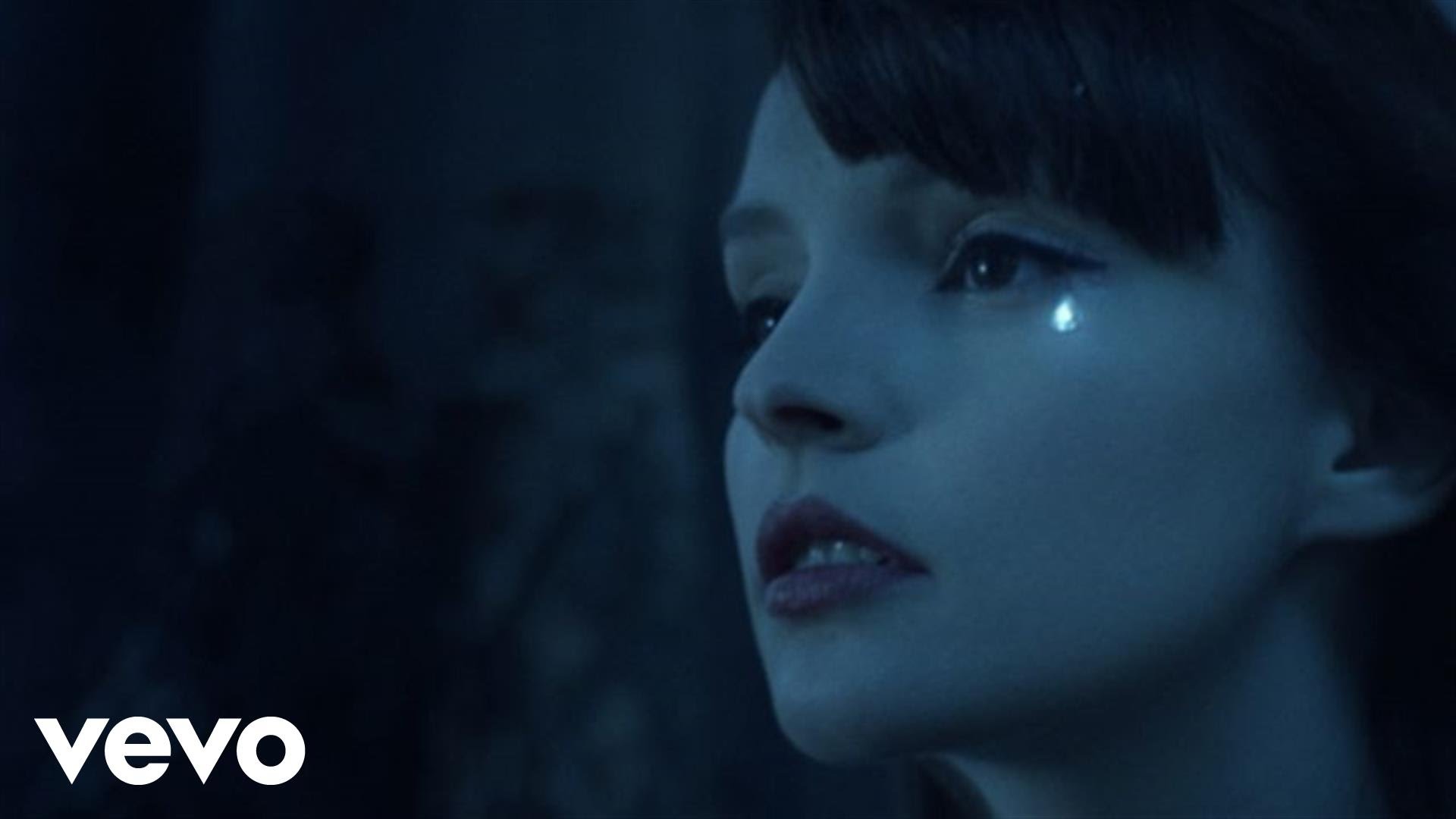 CHVRCHES – Clearest Blue